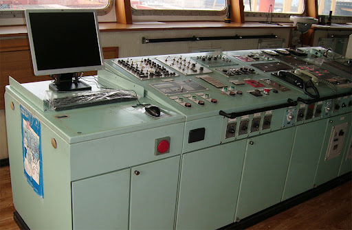 THE ALARM AND MONITORING SYSTEM REPAIR/RECONDITION FOR THE VESSEL AT PHU MY PORT